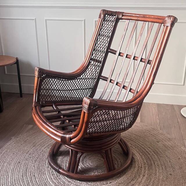 Vintage rattan swivel chair
