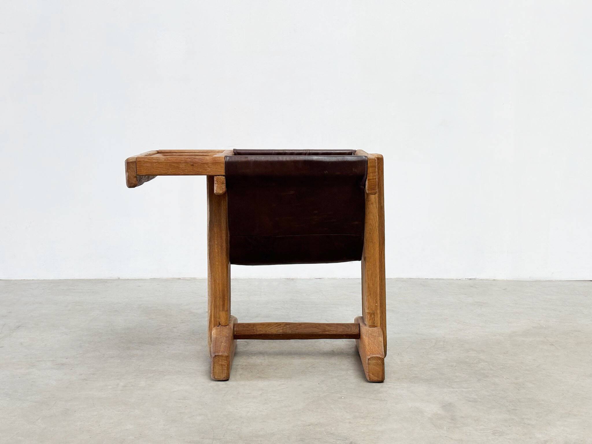 Table d'appoint française des années 1960