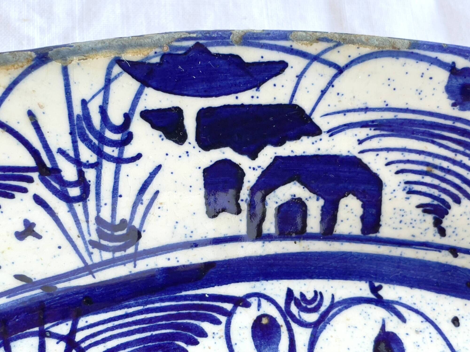 Portuguese earthenware dish, fusion between China - Macao and Portugal, 19th century