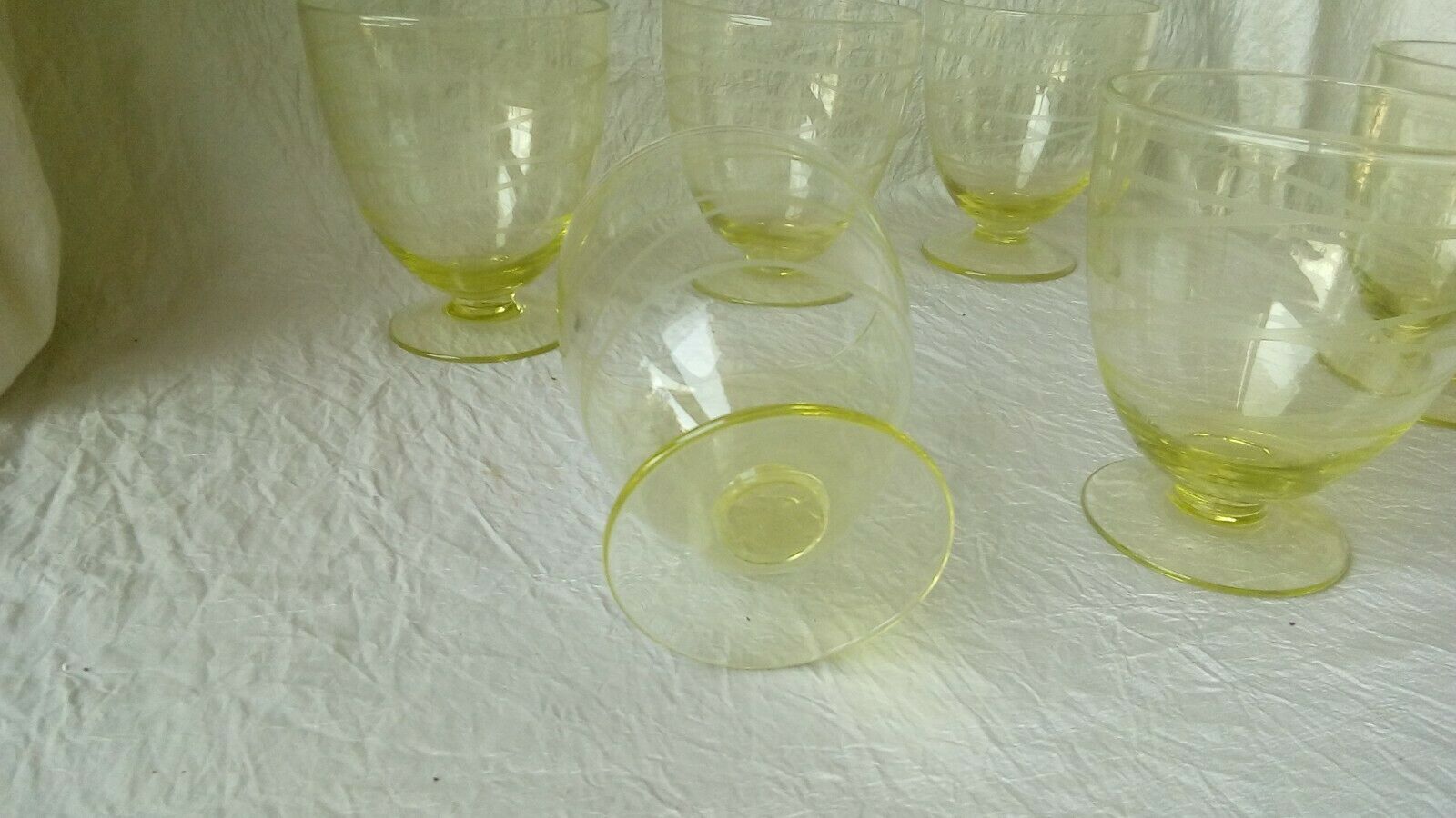 6 glasses with water color