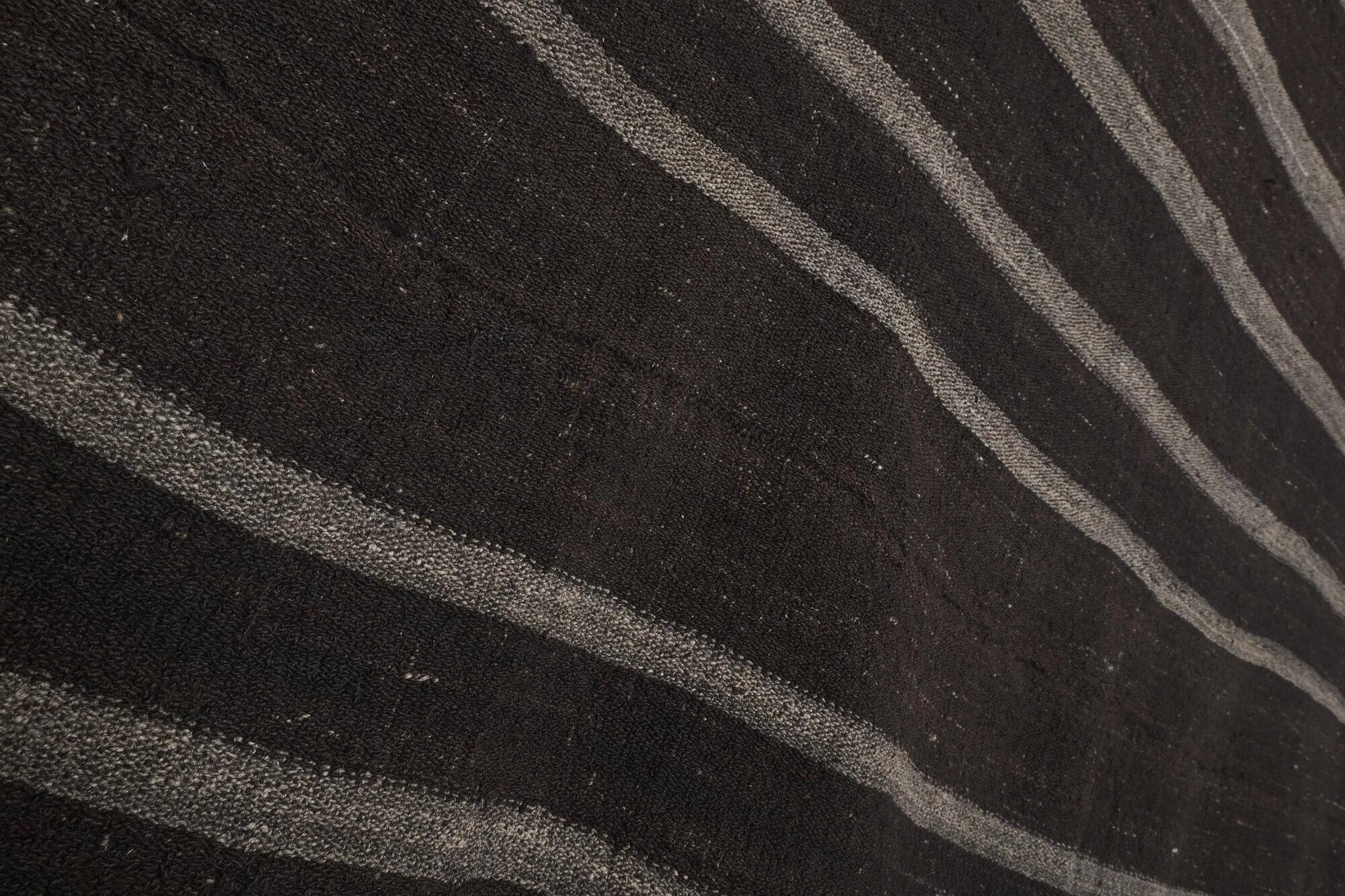 Vintage Turkish kilim handwoven 223x234 cm