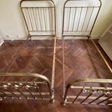 Napoleon III beds with box spring