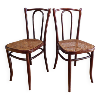 2 old Mundus bistro chairs