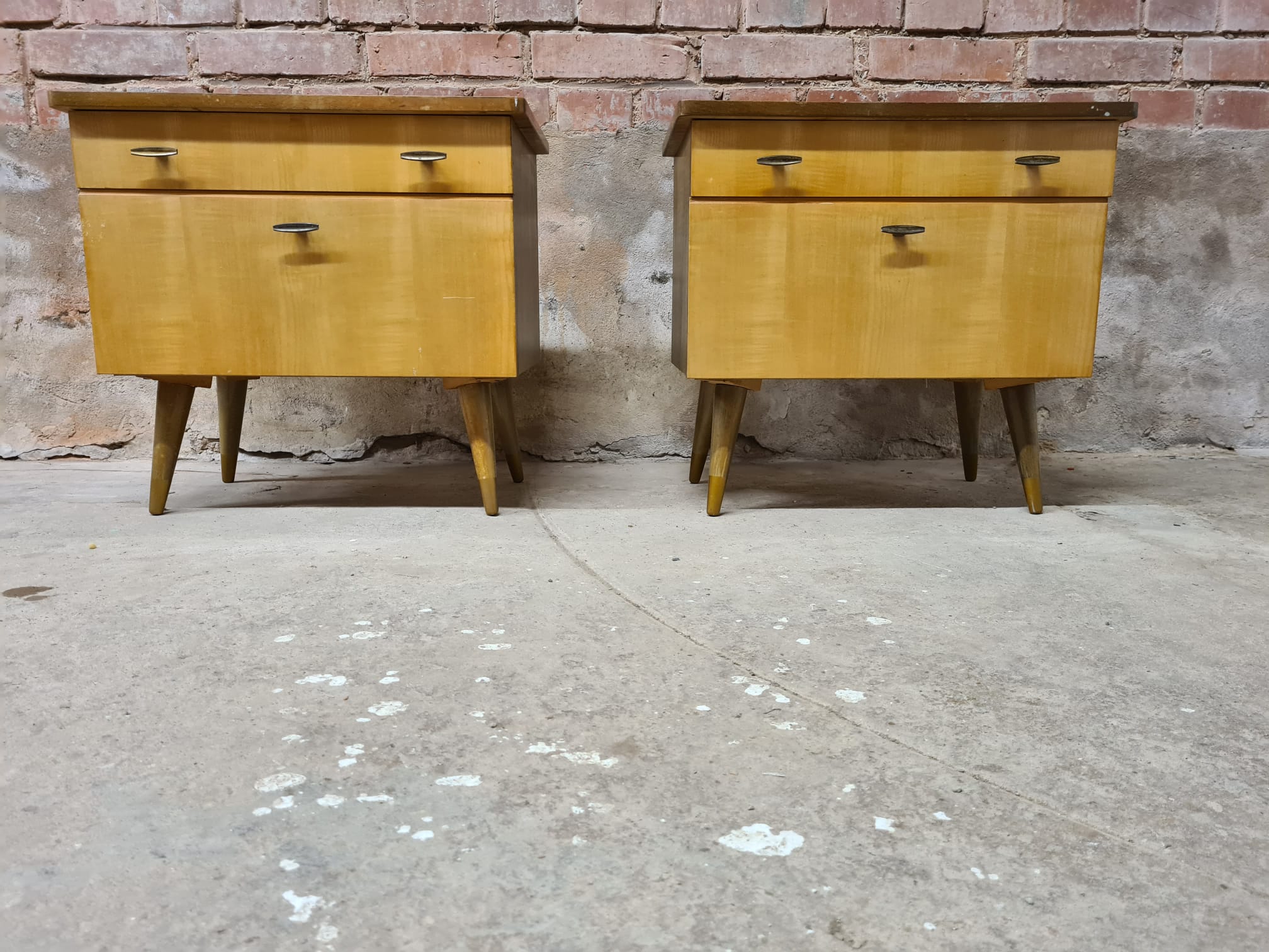 Lot 2 vintage bedside tables 1960s