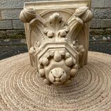 Stucco corbel
