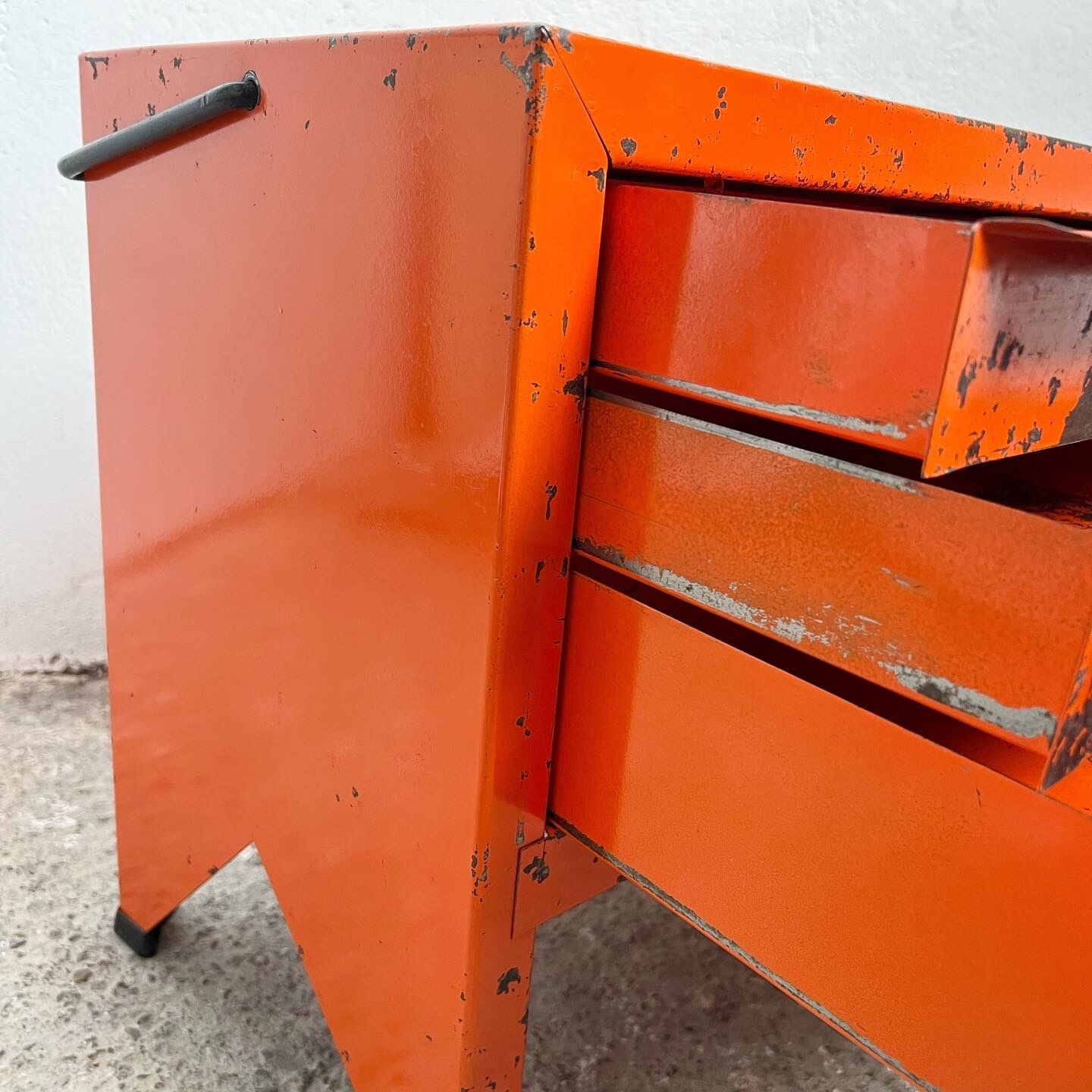 Tool box - workshop maid - vintage orange
