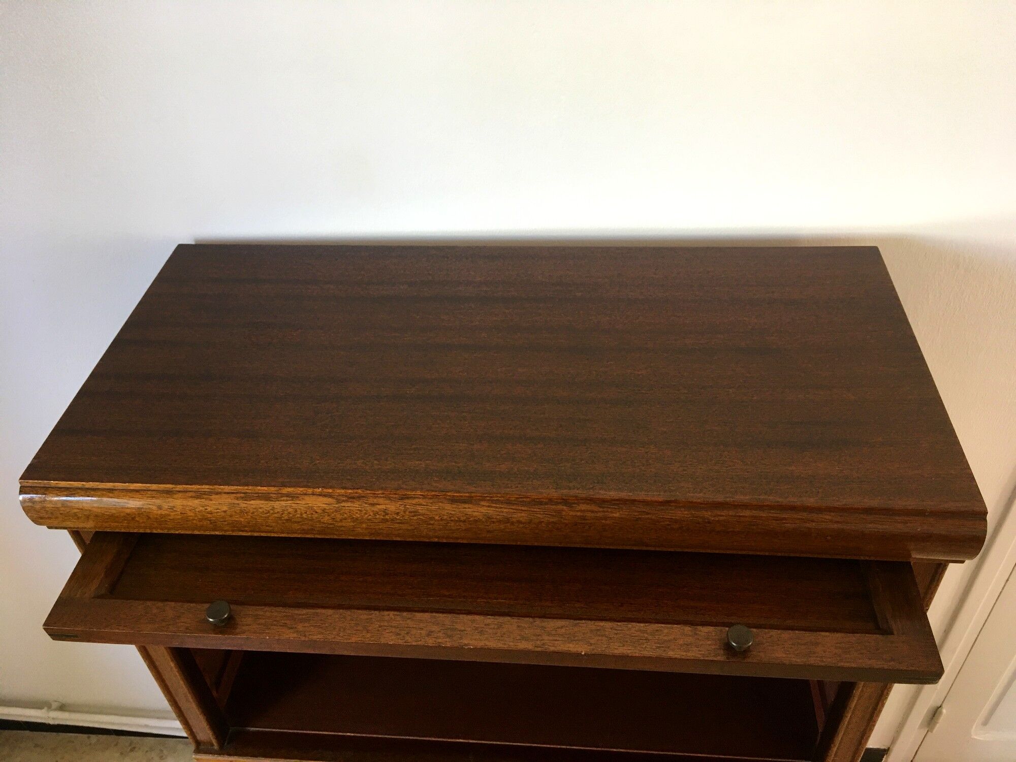 Vintage MD Library 50s