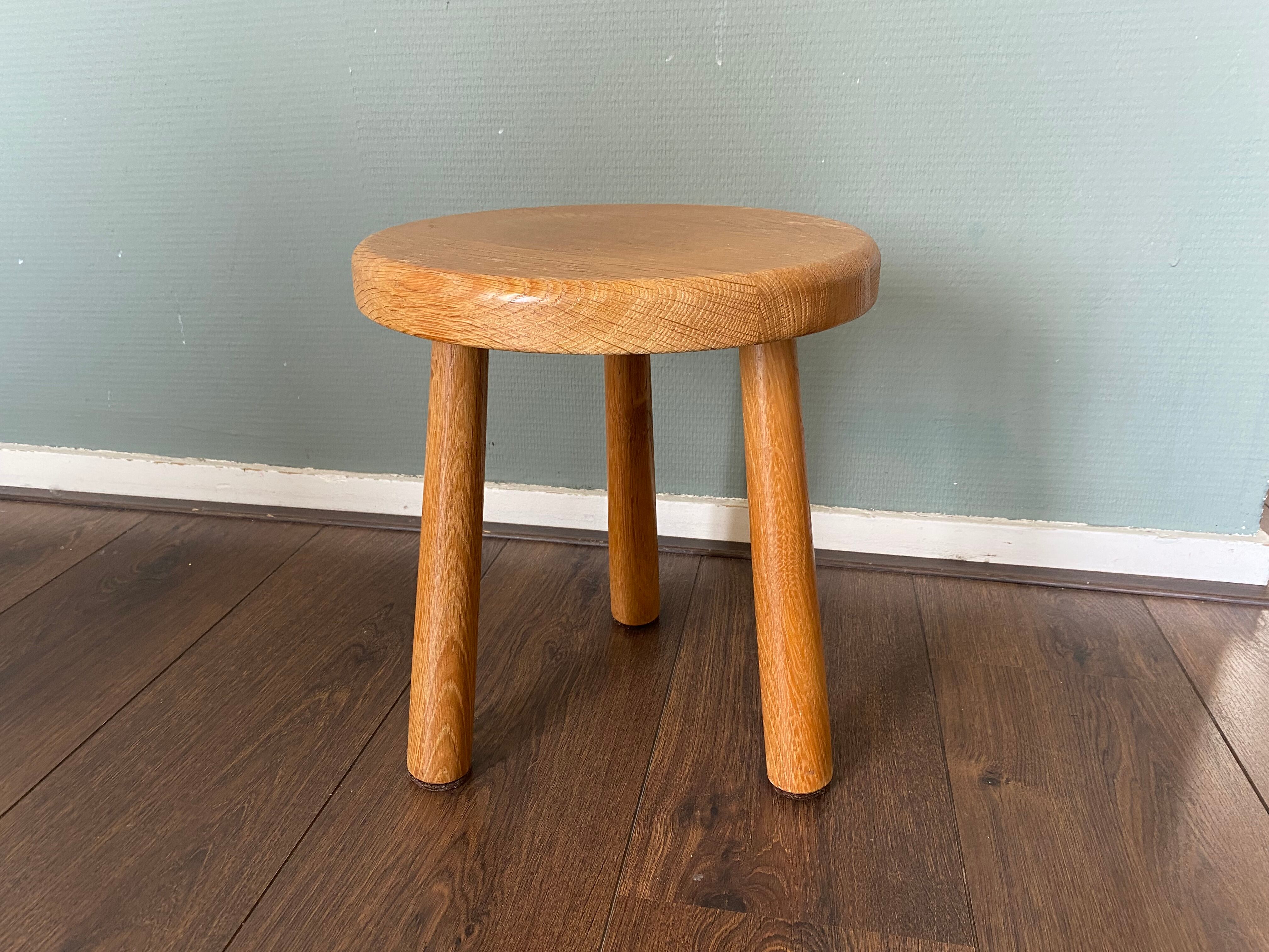 Table d'appoint moderne du milieu du siècle ou tabouret en chêne, années 1960