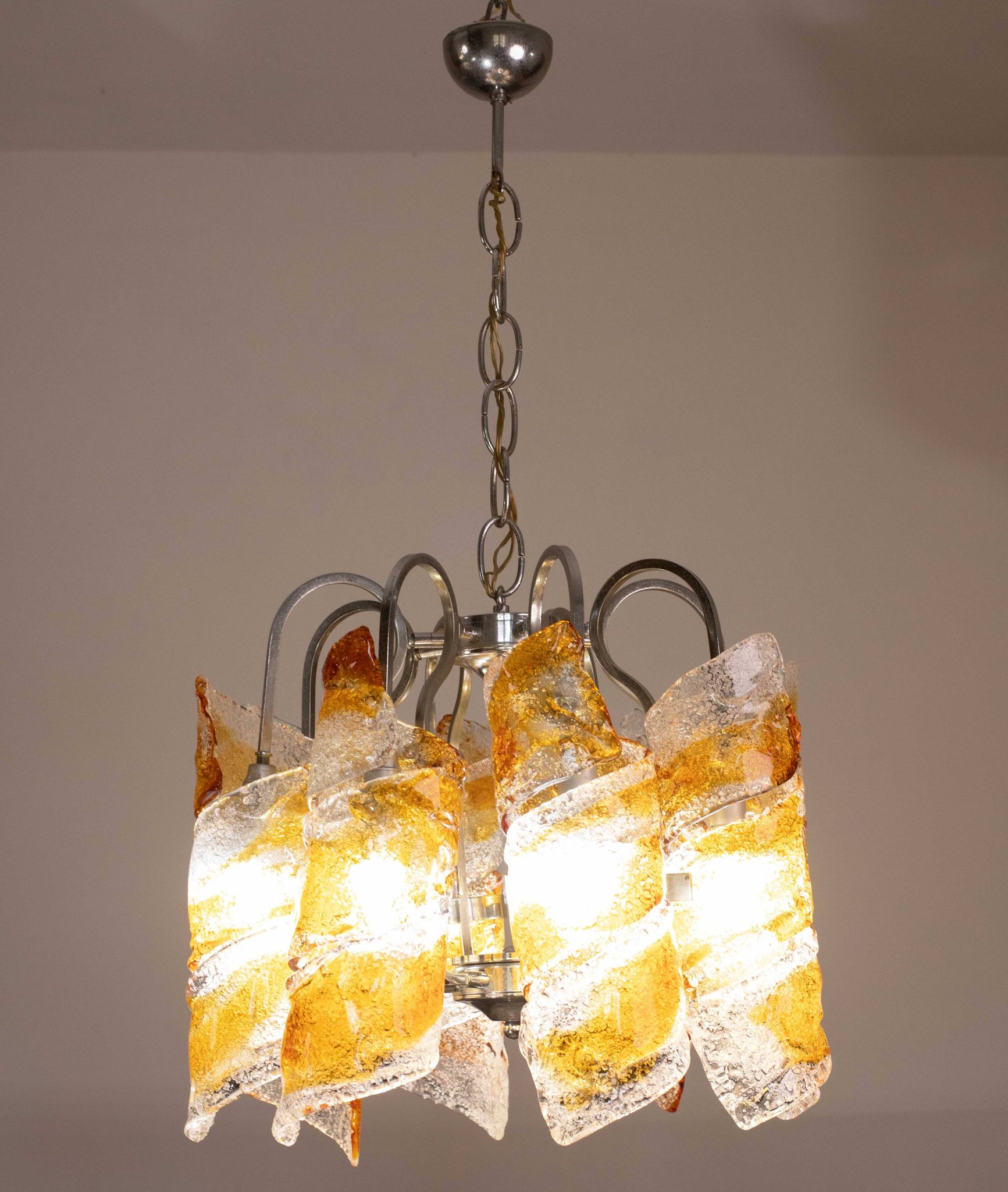 Italian Design "Twisters" Round Chandelier by Mazzega, 1970