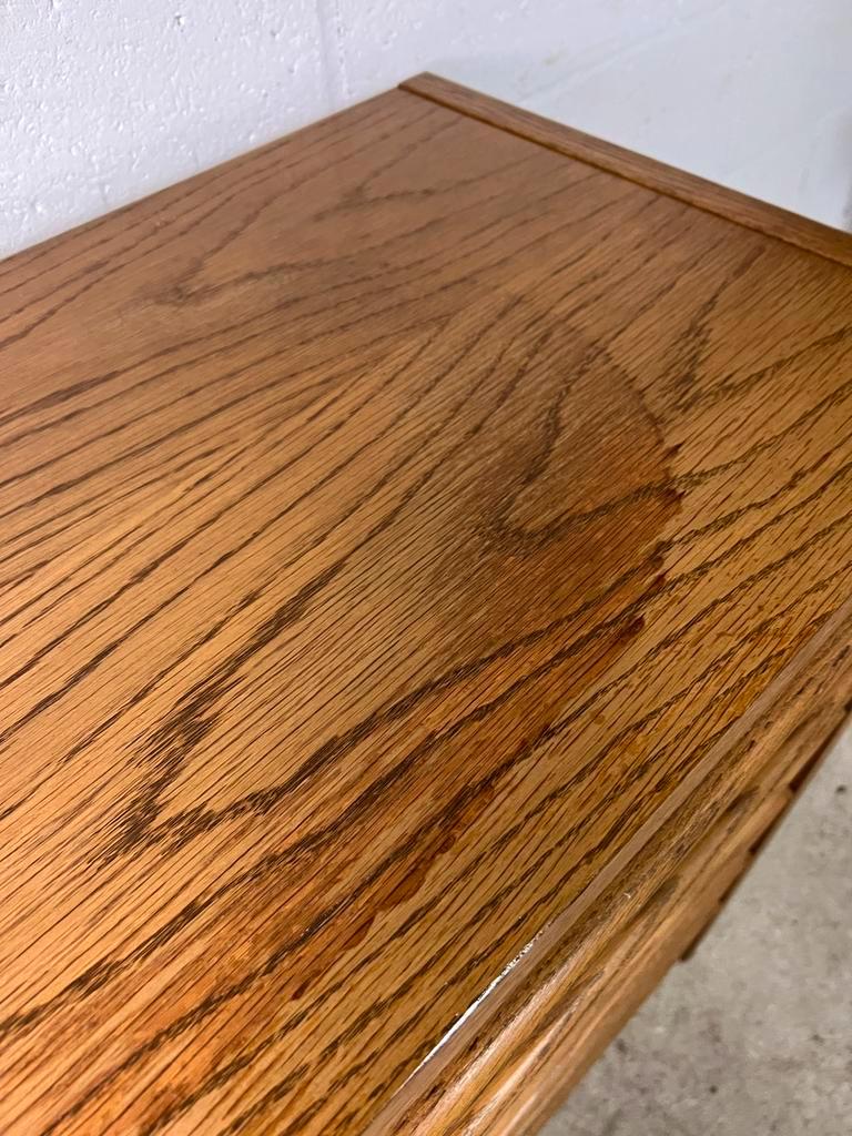 Vintage wooden chest of drawers