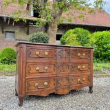 Crossbow Commode In Walnut Louis XV XVIII Eme Century