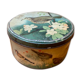 Metal biscuit tin