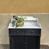 Bathroom furniture from around 1900