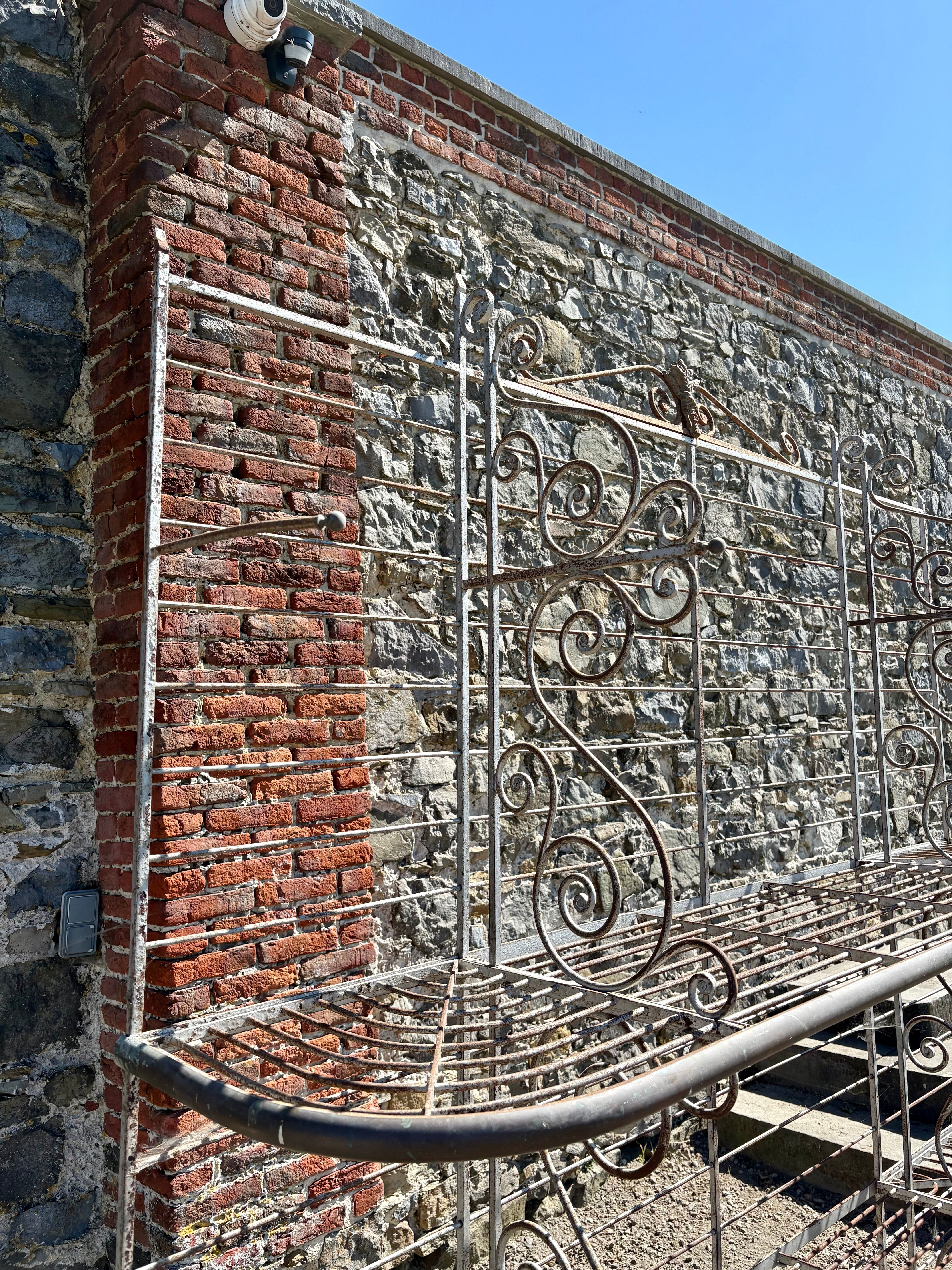 Large garden shelf / console in wrought iron – 19th century style