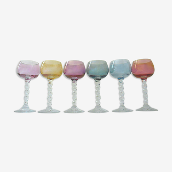 Suite of six glasses with liqueur or sherry, port or commandaria in Hartzviller color crystal