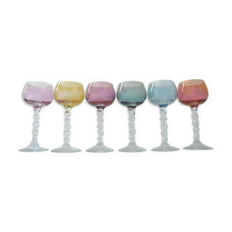Suite of six glasses with liqueur or sherry, port or commandaria in Hartzviller color crystal