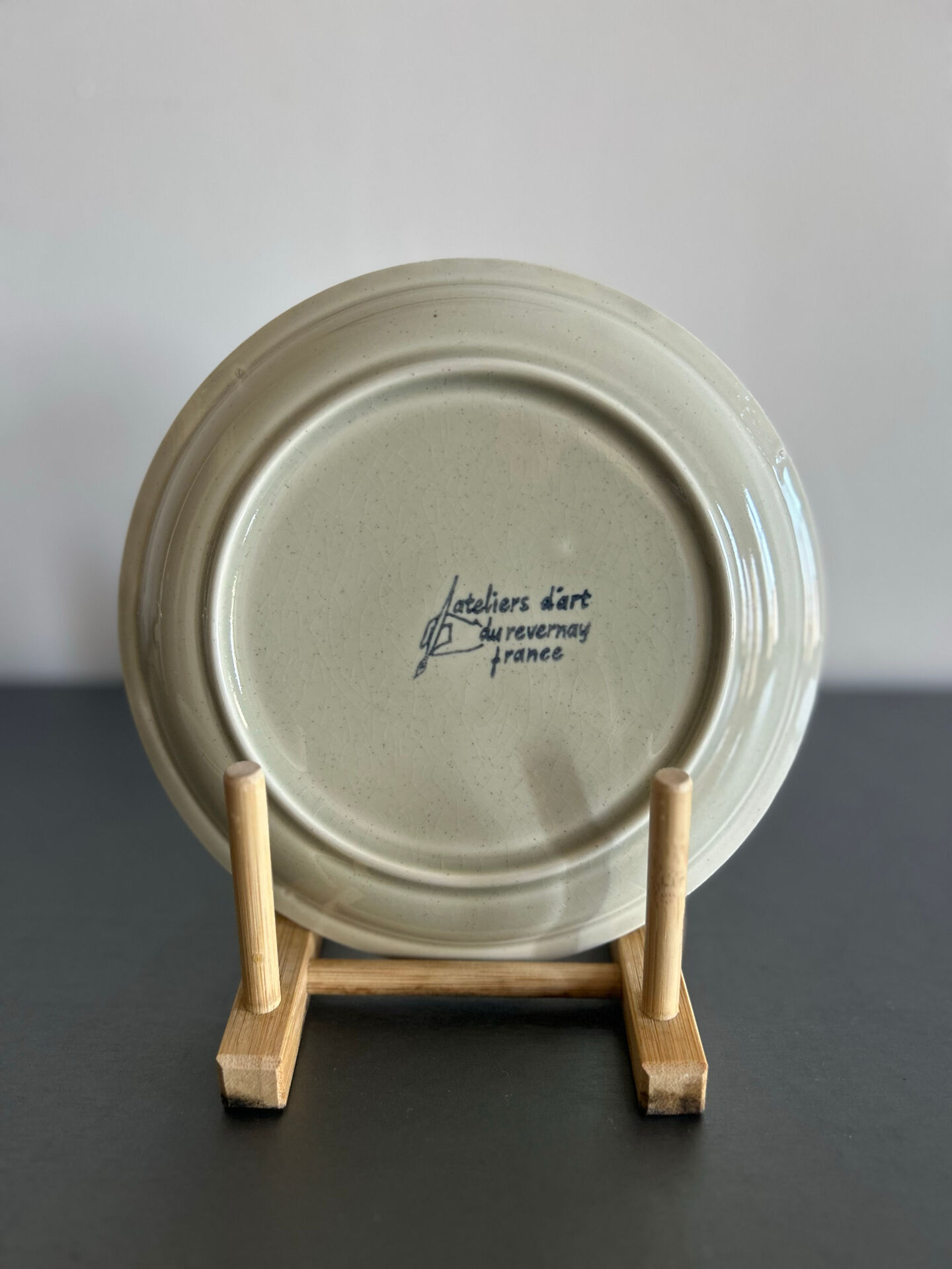 Assiettes en grès mat