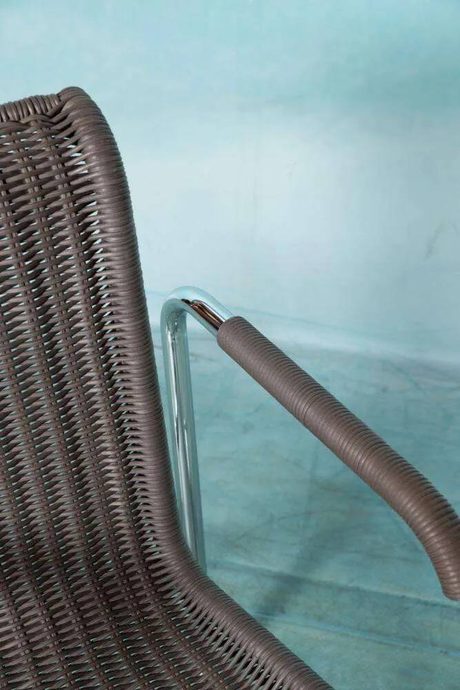 Vintage Tecta B20 armchair, minimalist tubular chair.