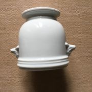 Cache pot moutardier ou saucière en porcelaine blanche