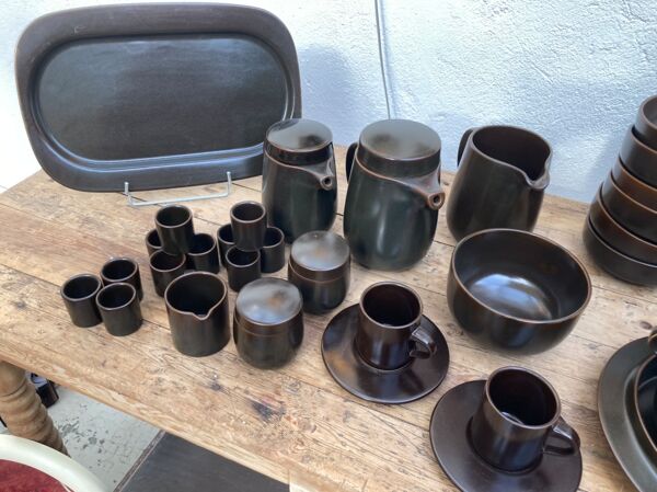 Service Rosenthal en porcelaine marron