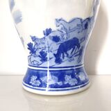 Chinese porcelain vase