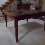 Table bi matter wood and stone