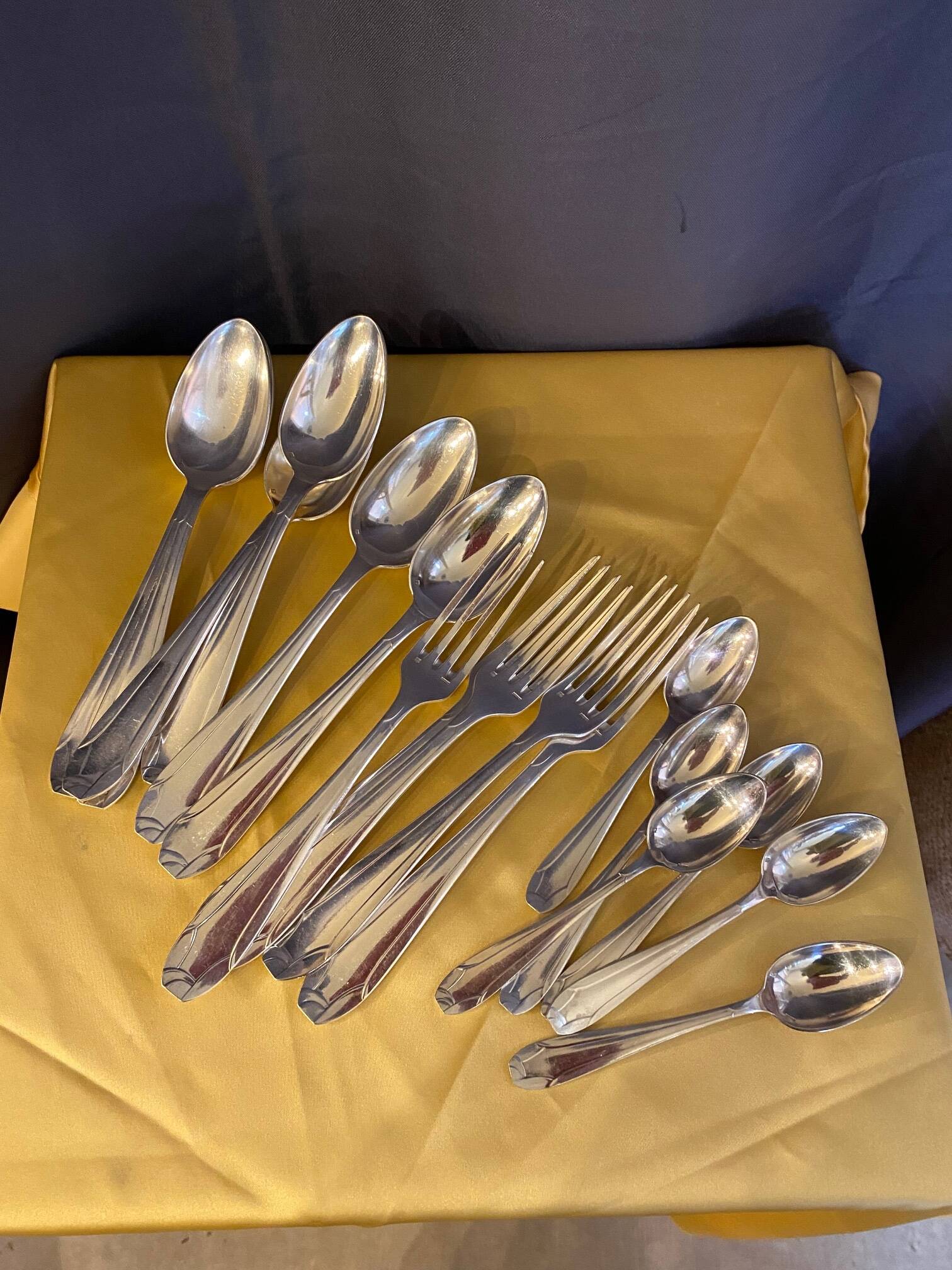 Serie de couverts apollo metal argente style art deco