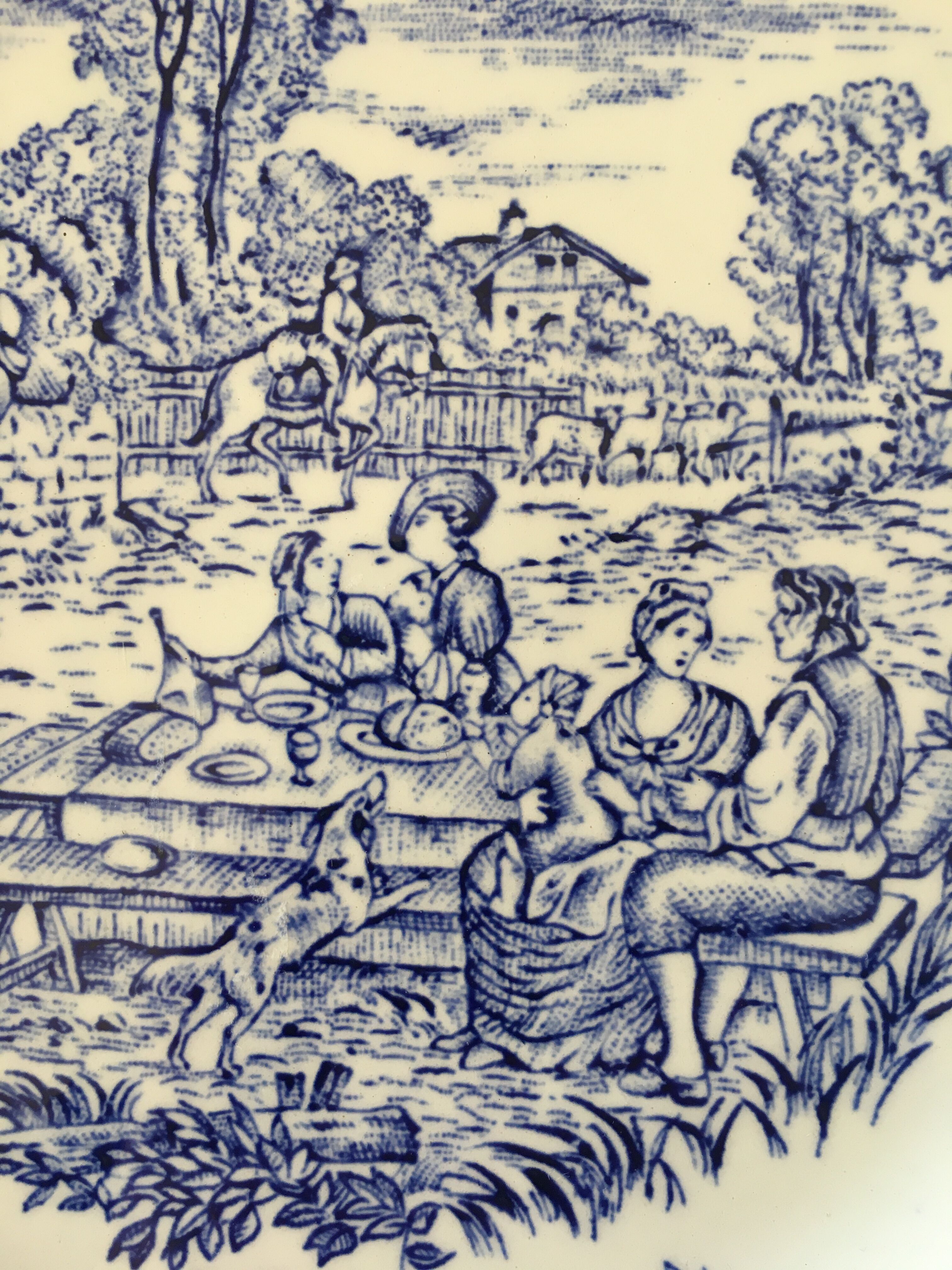 Set of 12 FLAT PLATES BP with blue country décor