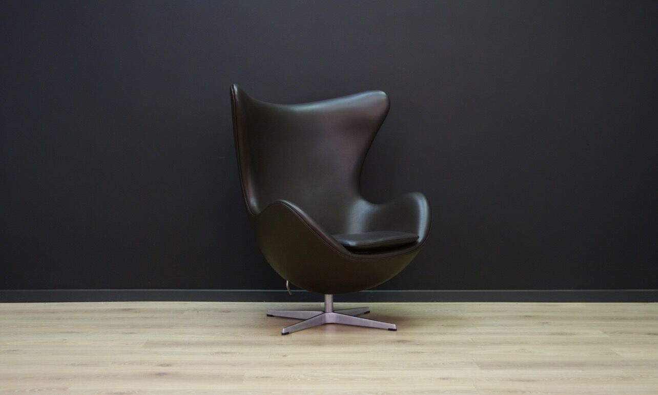 Arne jacobsen armchair the egg danish design