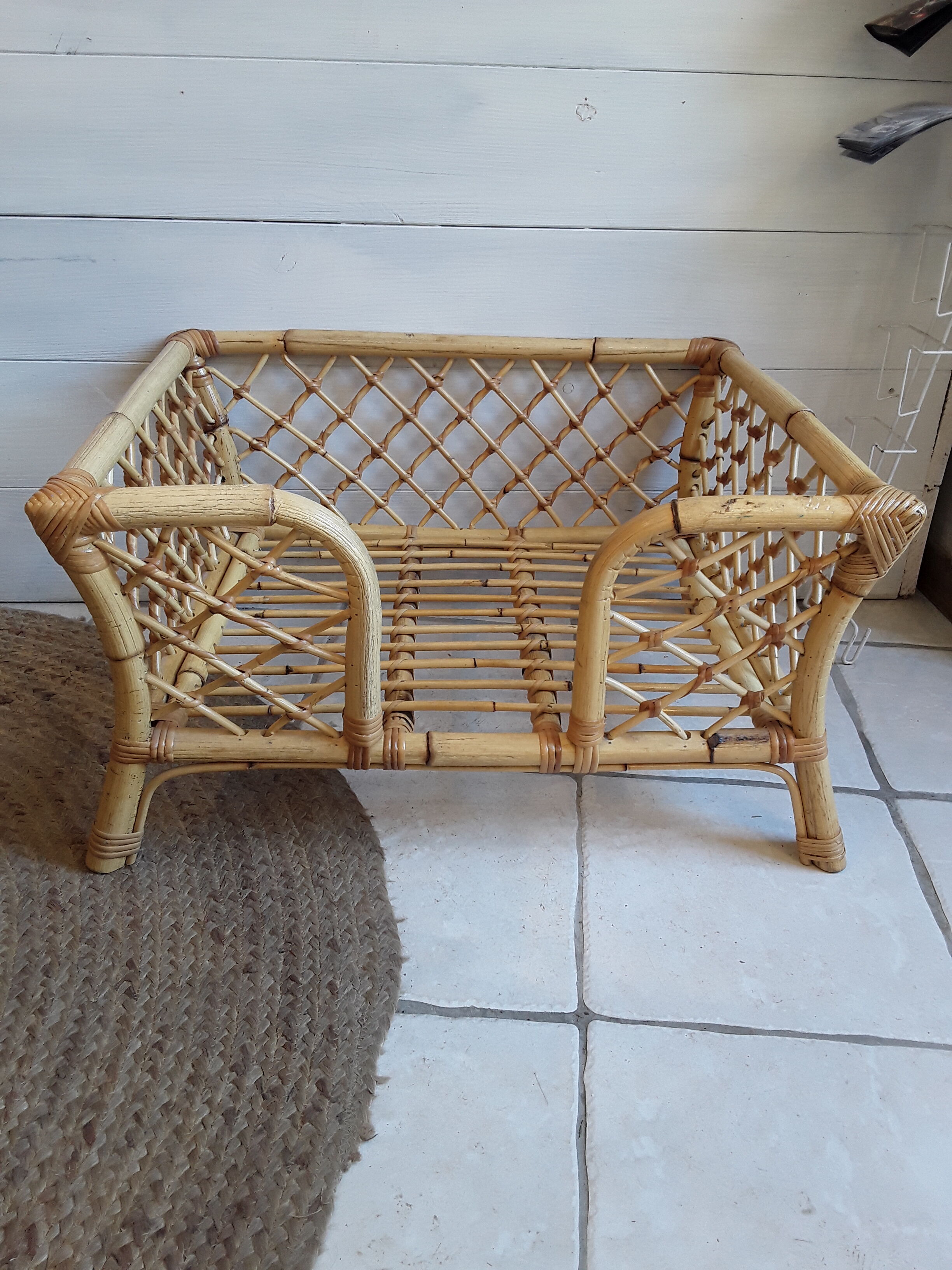 Rattan dog basket