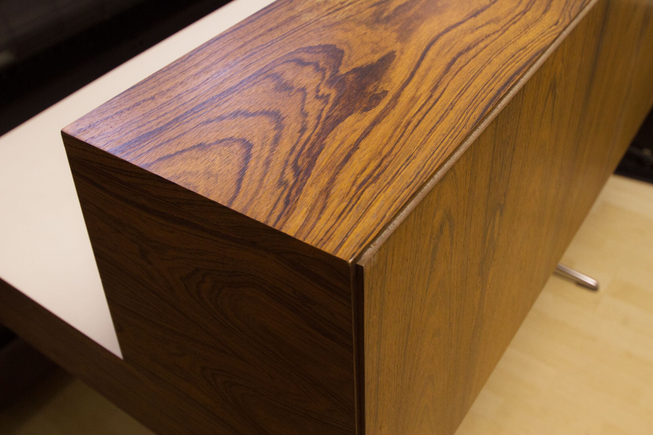 70s Desk in rosewood and chrome
