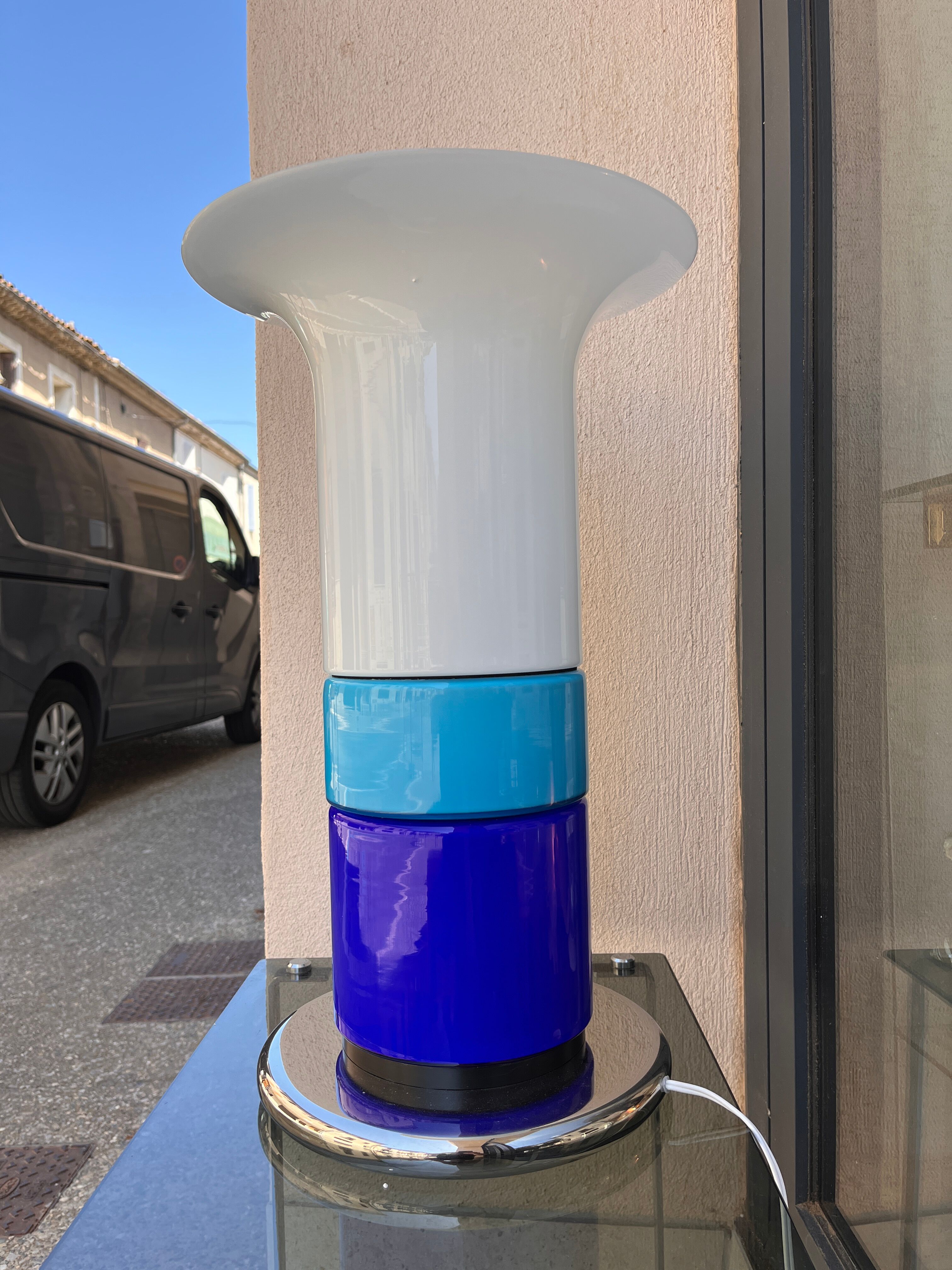 Lampe verre bleue design italien 1970