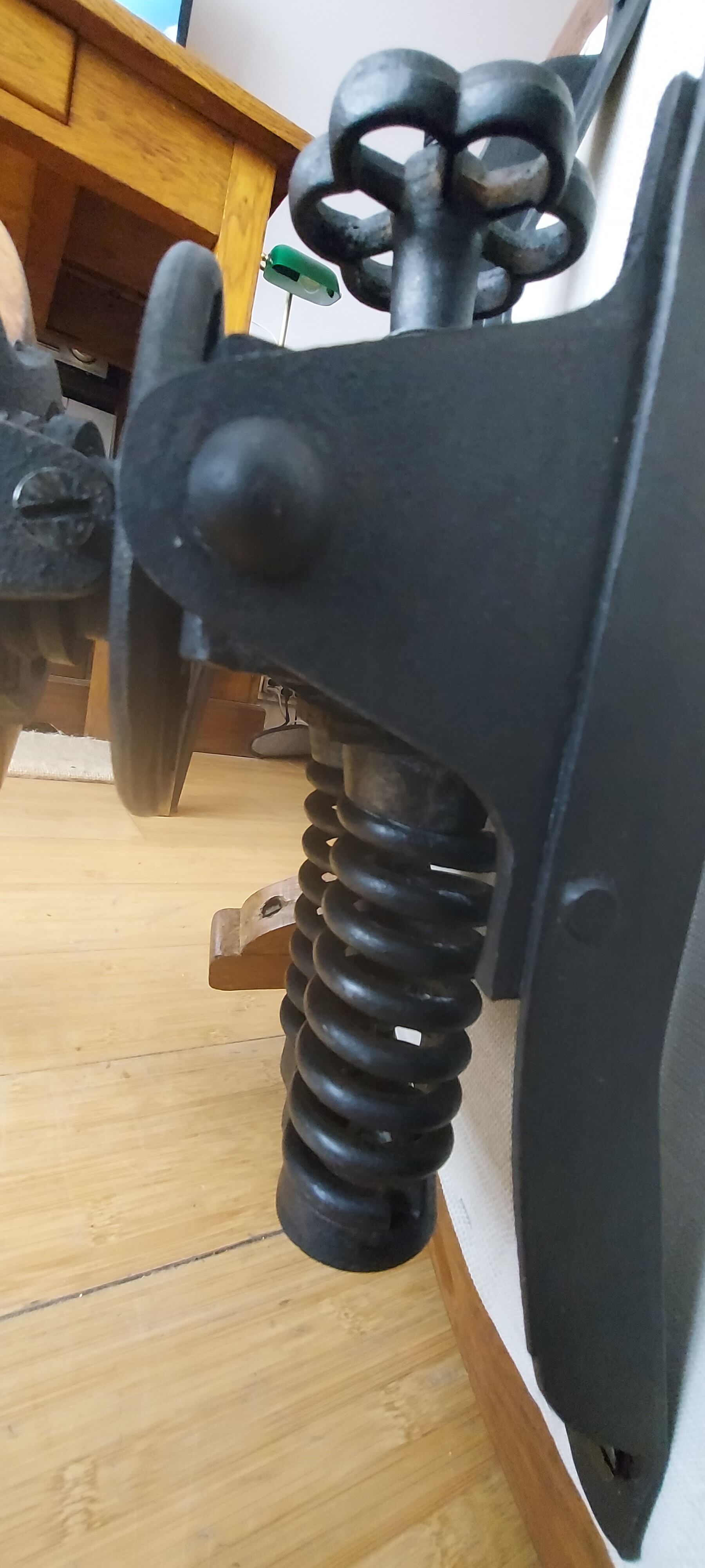 American armchair solid oak and swivel and tilting leather early twentieth fully restored