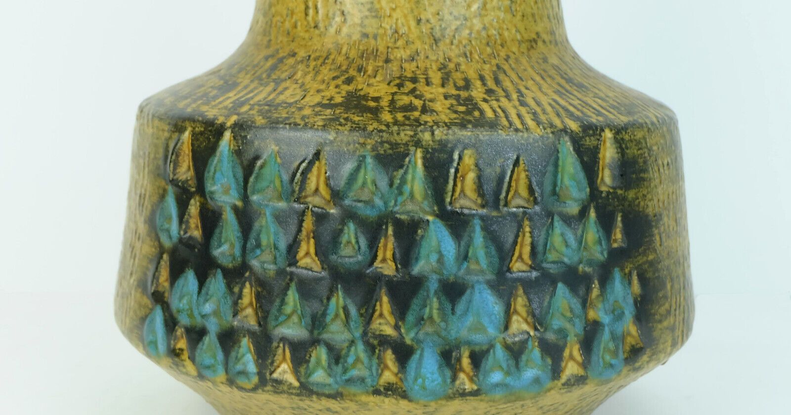 Duemler & breiden mid century ceramic vase model no. 171 30 abstract relief decor