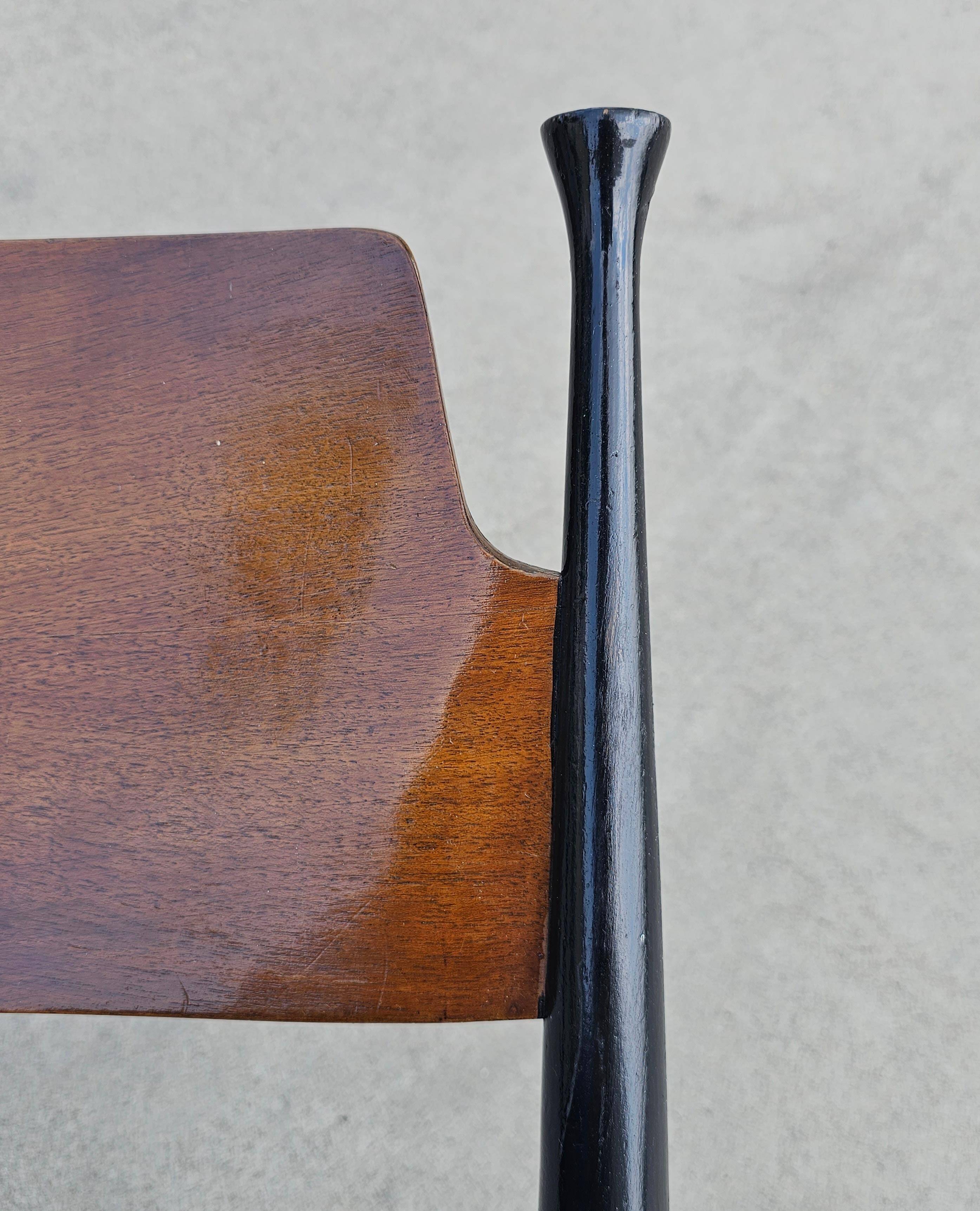 Set of 4 Mid-Century dining chairs by Paolo Buffa, 1960s.