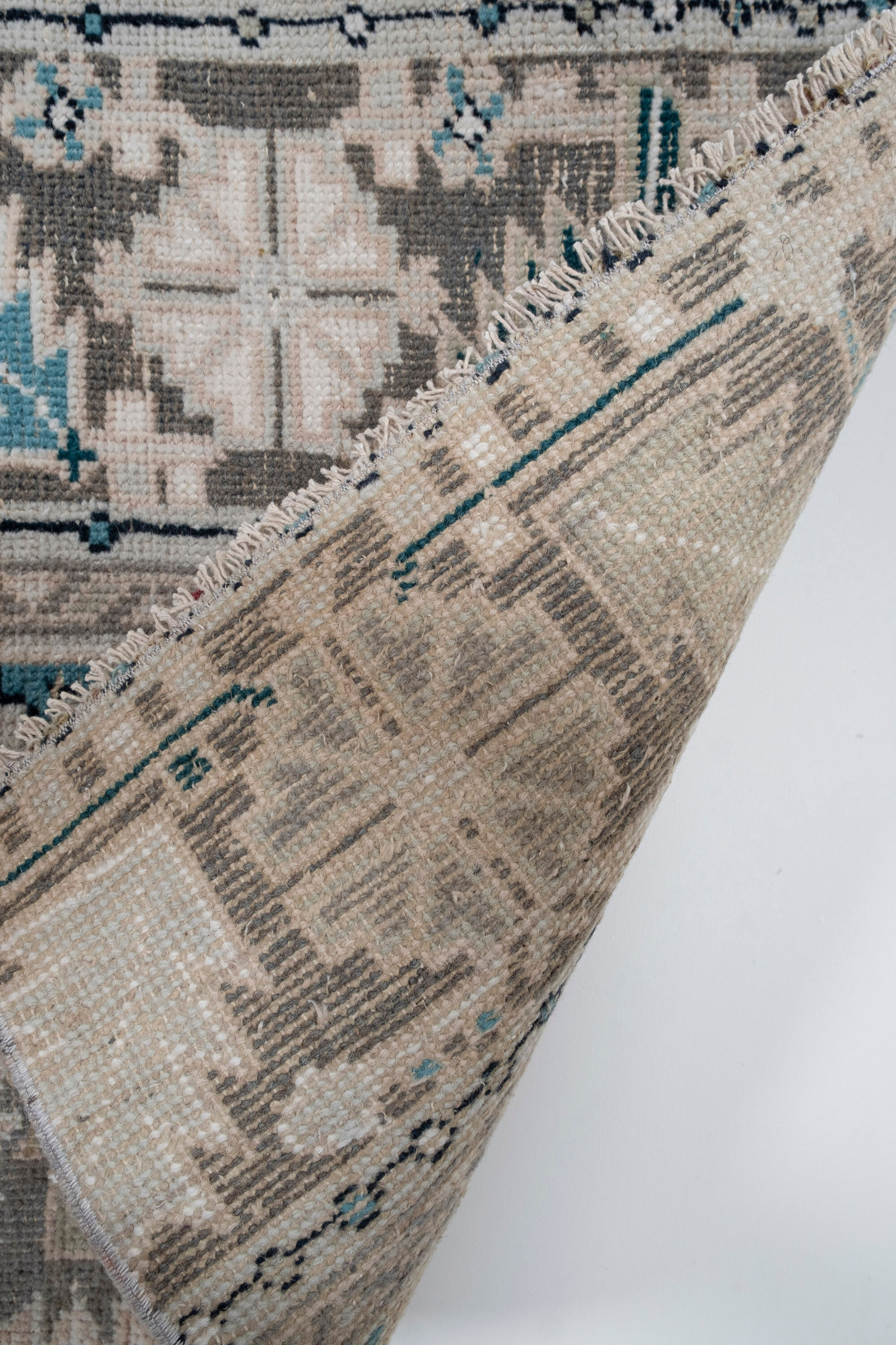 Distressed turkish rug runner 72 x 144 cm