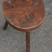 Farmhouse tripod stool in oak
