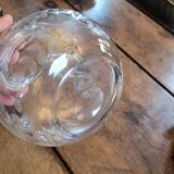 Engraved glass jug with floral decoration – 75 cl – mid 20th century