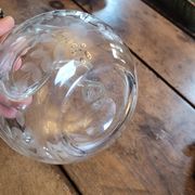 Engraved glass jug with floral decoration – 75 cl – mid 20th century