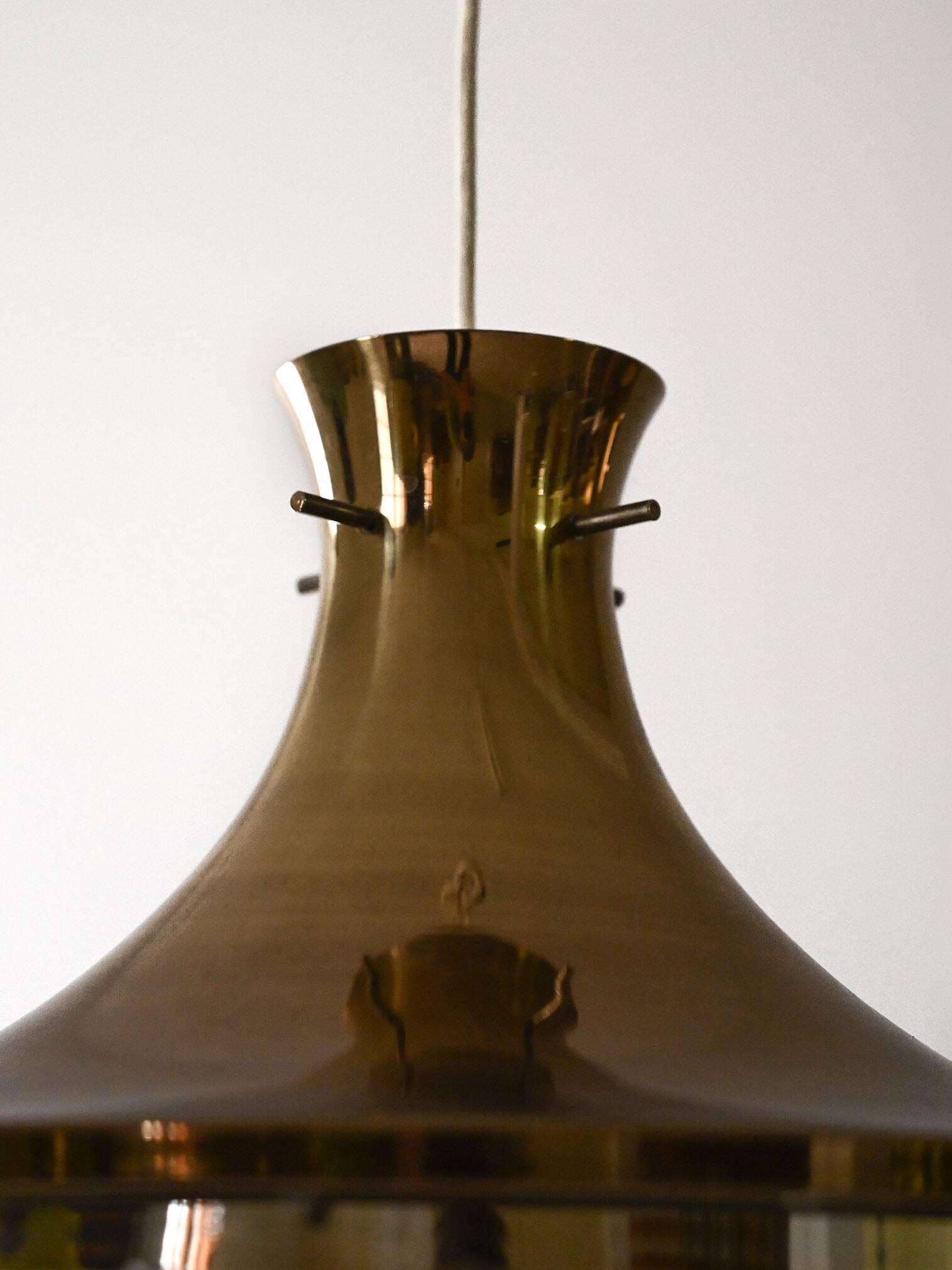 Vintage gold pendant lamp