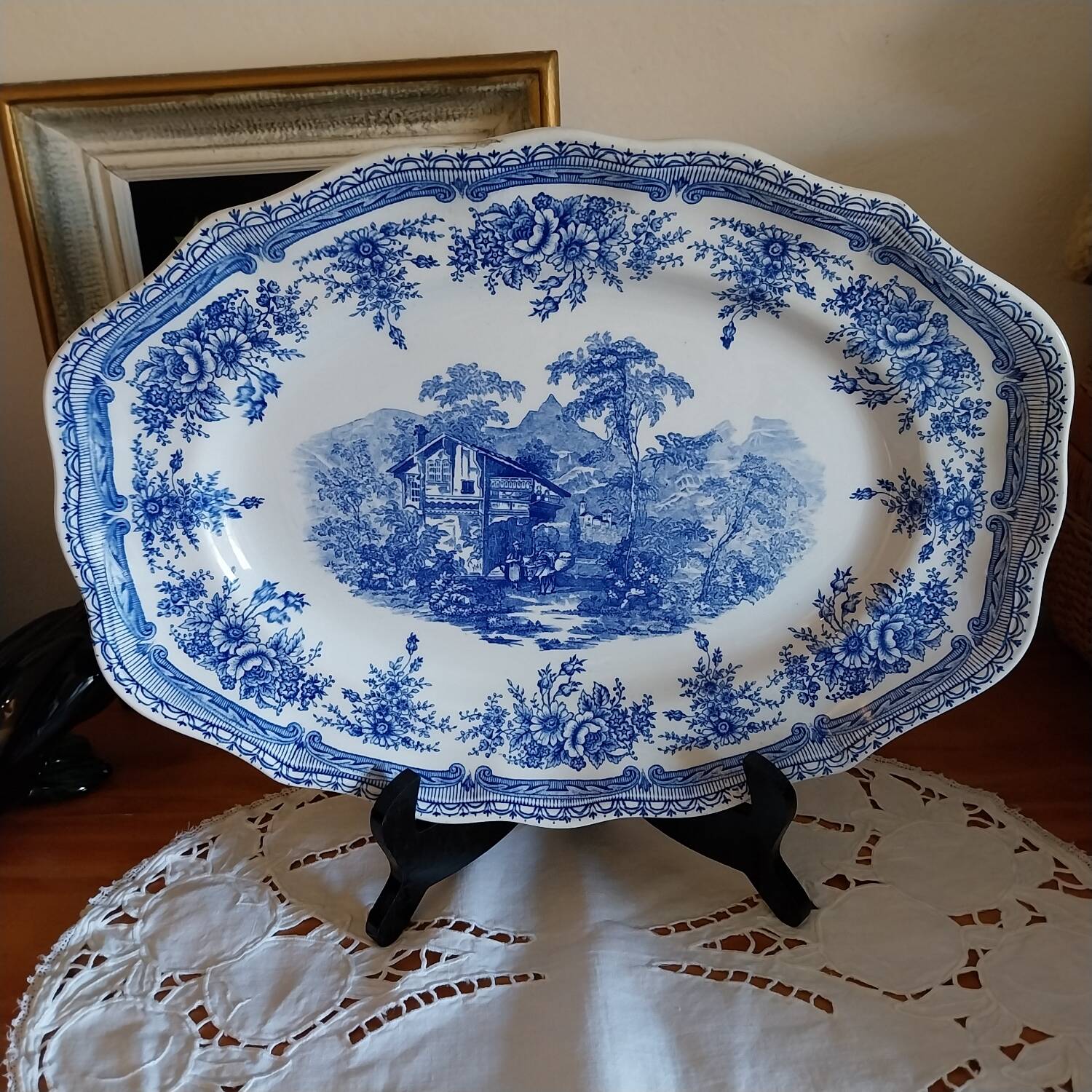 Old large oval dish Lunéville KG model The Cottage