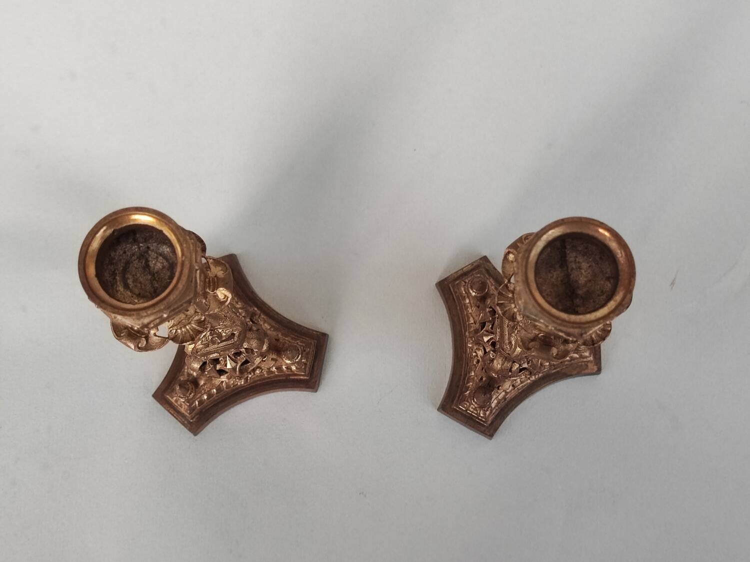 Paire de chandeliers en bronze