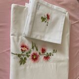 Table service and those hollyhock napkins
