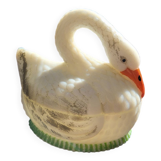 Swan bombonniere in opaline Vallerysthal