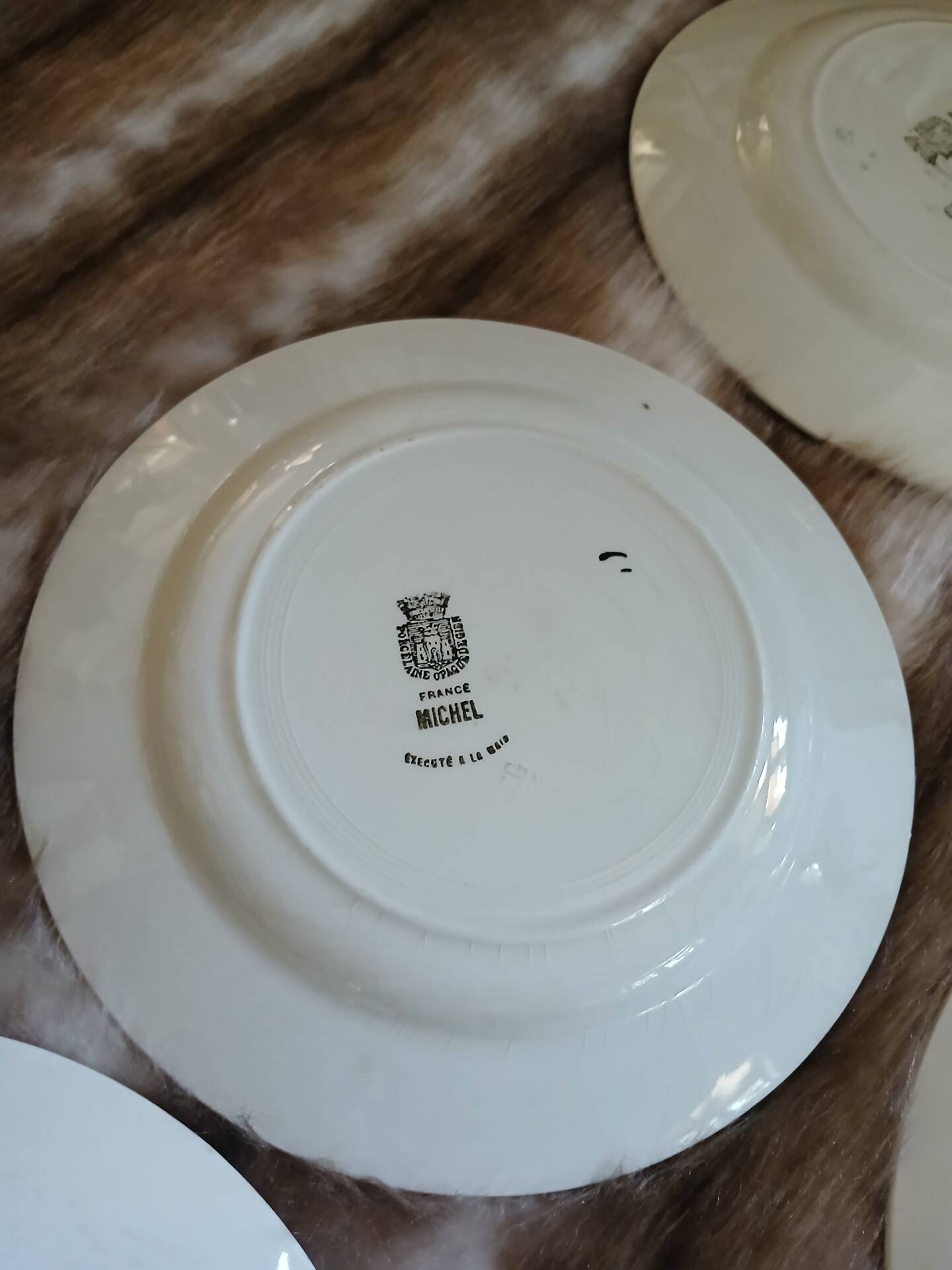 6 assiettes plates anciennes "Michel " de Gien