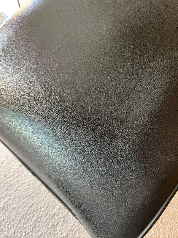 LC4 Cassina, chaise longue Le Corbusier