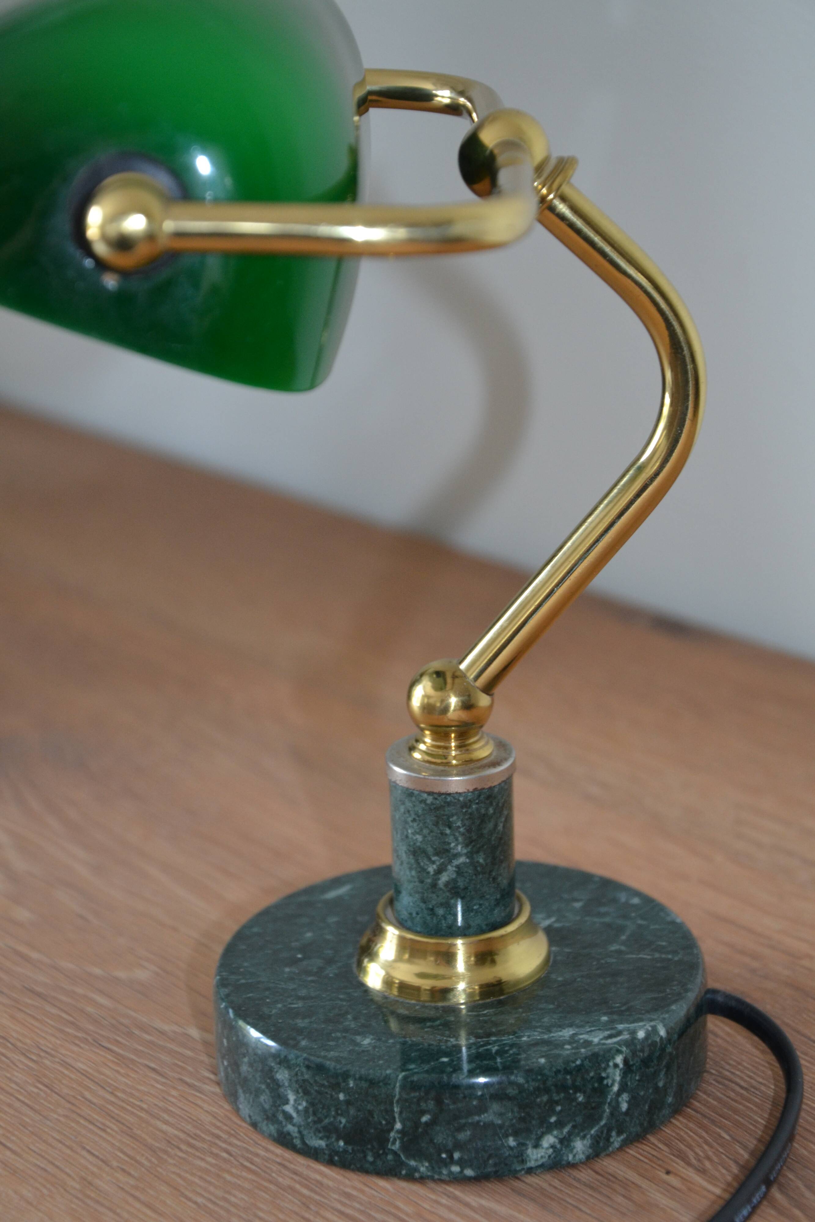 Lampe de banquier socle en marbre vert