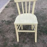 4 chaises bistrot peintes en jaune