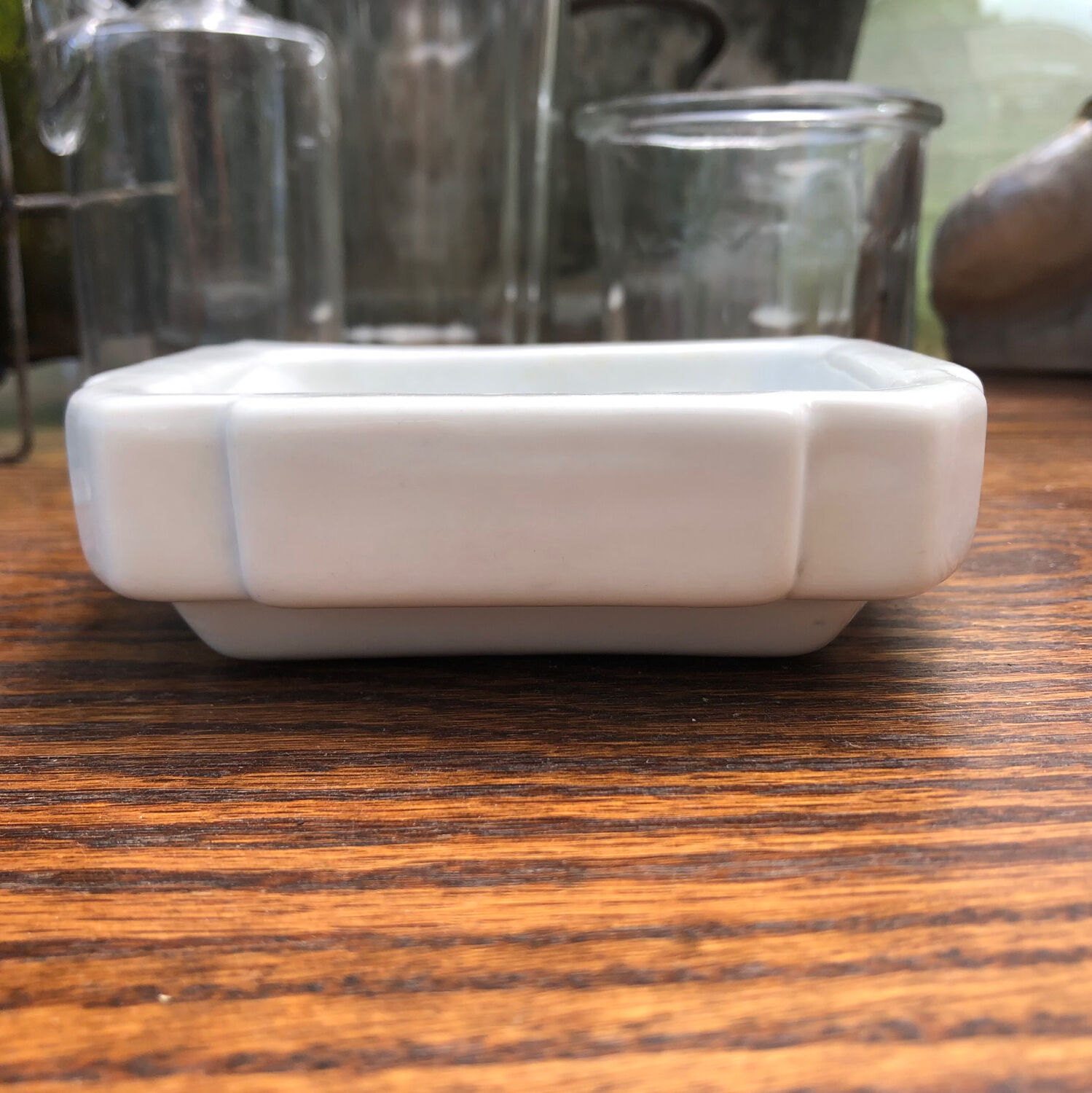 Art Deco soap dish