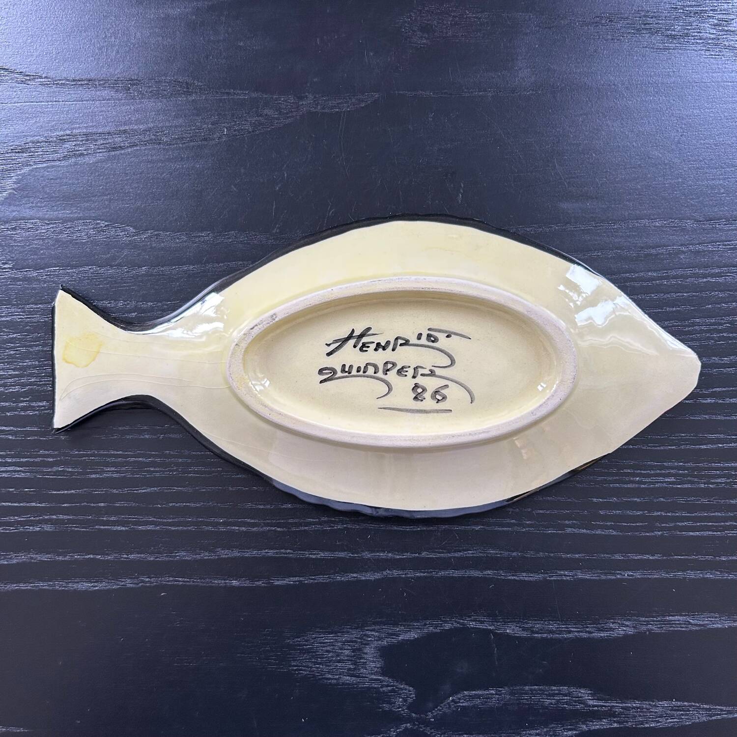 Fish dish signed Henriot Quimper